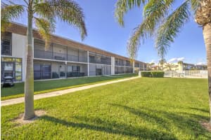 108 Tuscany Villas Dr #15, Edgewater, FL 32141, Sold 04/25/18