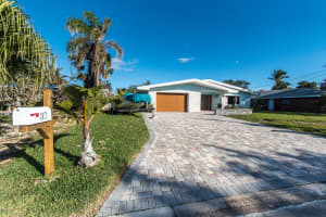 32 Riverview Ln, Cocoa Beach, FL 32931, Sold 03/09/18