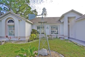 520 S Peninsula Ave, New Smyrna Beach, FL 32169, Sold 02/16/18