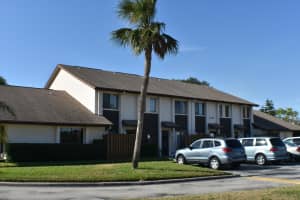 2290 Golf Isle Dr, Melbourne, FL 32935, Sold 04/20/18