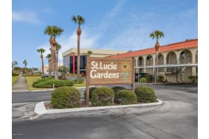 201 St Lucie Ln, Cocoa Beach, FL 32931, Sold 02/23/18