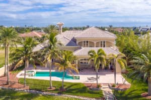 285 Lansing Island Dr, Satellite Beach, FL 32937, Sold 04/16/18