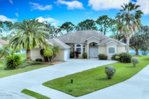 240 Carmel Dr, Melbourne, FL 32940, Sold 03/29/18