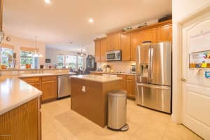 5274 Creekwood Dr, Melbourne, FL 32940, Sold 04/13/18