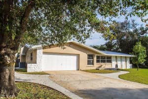 212 Southgate Blvd, Melbourne, FL 32901, Sold 05/04/18