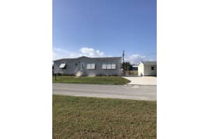 316 Tangelo St, Sebastian, FL 32958, Sold 04/19/18