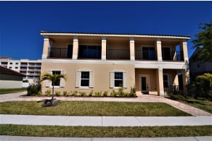 612 Manatee Bay Dr, Cape Canaveral, FL 32920, Sold 04/20/18