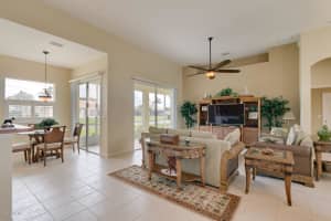 334 Clyde St, Melbourne Beach, FL 32951, Sold 04/19/18