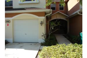 1035 Venetian Dr, Melbourne, FL 32904, Sold 05/21/18