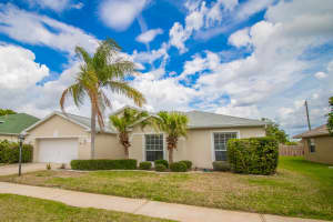 2048 Thistle Dr, Melbourne, FL 32935, Sold 07/19/18