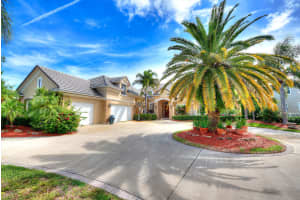 218 Lansing Island Dr, Satellite Beach, FL 32937, Sold 07/12/18