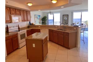 210 24th St, Cocoa Beach, FL 32931, Sold 10/05/18