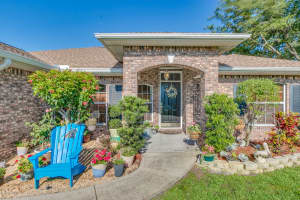 169 Palm Cir, Melbourne, FL 32940, Sold 08/31/18