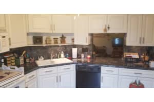 4900 Lake Waterford Way W, Melbourne, FL 32901, Sold 07/30/18