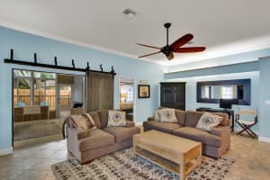 2472 St Johns Ln, Melbourne, FL 32935, Sold 07/13/18