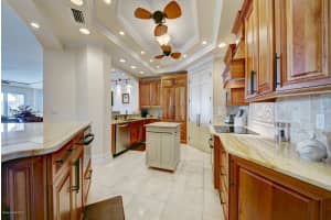 420 Harding Ave, Cocoa Beach, FL 32931, Sold 11/30/18