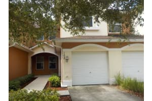 1035 Venetian Dr, Melbourne, FL 32904, Sold 10/18/18