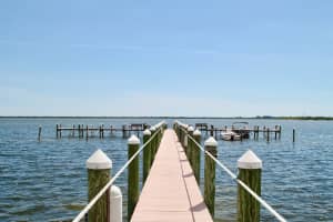 6240 E Mirror Lake Dr, Sebastian, FL 32958, Sold 08/24/18