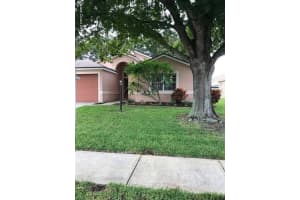 2489 St Johns Ln, Melbourne, FL 32935, Sold 10/09/18