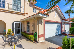 8428 Maria Ct, Cape Canaveral, FL 32920, Sold 08/30/18