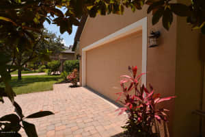 952 Hailey St, West Melbourne, FL 32904, Sold 09/21/18