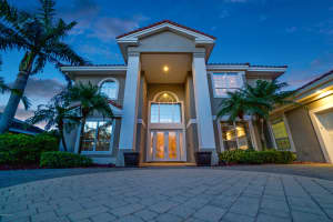 134 Lansing Island Dr, Satellite Beach, FL 32937, Sold 02/15/19