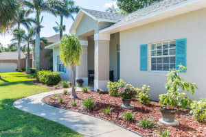 2209 Royal Oaks Dr, Rockledge, FL 32955, Sold 05/17/19