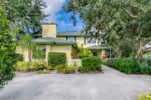 560 Lake Ashley Cir, Melbourne, FL 32904, Sold 09/26/18