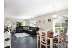 201 St Lucie Ln, Cocoa Beach, FL 32931, Sold 09/14/18