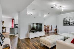 678 Sheridan Woods Dr, Melbourne, FL 32904, Sold 10/05/18