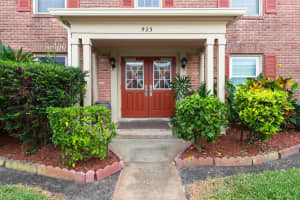 923 N Colonial Ct, Indian Harbour Beach, FL 32937, Sold 11/30/18