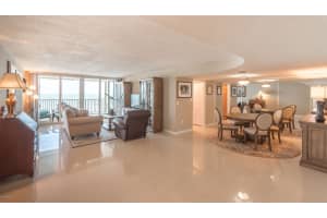 2815 S Atlantic Ave, Cocoa Beach, FL 32931, Sold 10/31/18