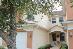 1065 Venetian Dr, Melbourne, FL 32904, Sold 12/14/18