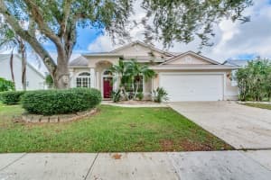 3377 Lakeview Cir, Melbourne, FL 32934, Sold 05/28/19