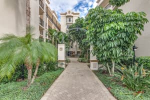 425 Pierce Ave, Cape Canaveral, FL 32920, Sold 02/05/19