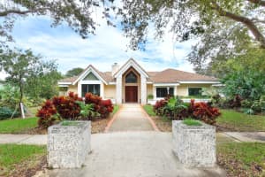 402 Sanderling Dr, Indialantic, FL 32903, Sold 12/31/18