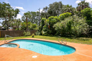 702 Banyan Rd, Vero Beach, FL 32963, Sold 04/23/19