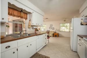702 Banyan Rd, Vero Beach, FL 32963, Sold 04/23/19