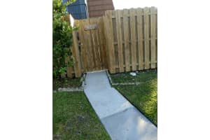 1614 Erin Ct, Palm Bay, FL 32905, Sold 03/29/19