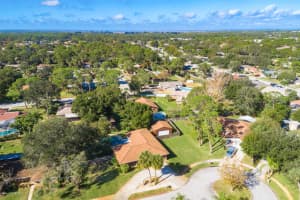 665 Manor Pl, Melbourne, FL 32904, Sold 03/01/19