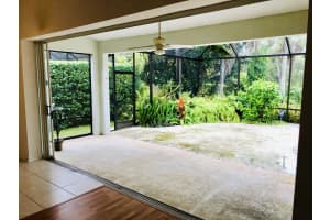 984 Wimbledon Dr, Melbourne, FL 32940, Sold 01/23/19