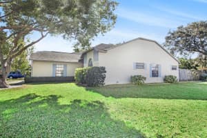 2462 Meadow Cove Blvd, Melbourne, FL 32935, Sold 02/28/19