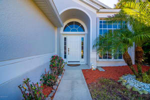 7817 Falling Leaf Pl, Melbourne, FL 32940, Sold 02/28/19