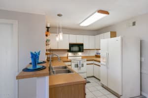 7801 Maplewood Dr, Melbourne, FL 32904, Sold 05/01/19