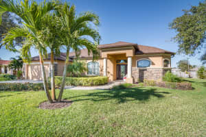 1960 Thistle Dr, Melbourne, FL 32935, Sold 04/24/19