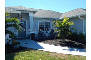 4465 12th St SW, Vero Beach, FL 32968, Sold 04/10/19