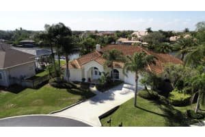 8 Spinnaker Point Ct, Satellite Beach, FL 32937, Sold 04/29/19