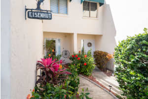 Emerald Ct, Florida 32937, Sold 07/26/19