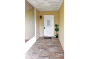 720 Oak Park Cir, Merritt Island, FL 32953, Sold 04/19/19