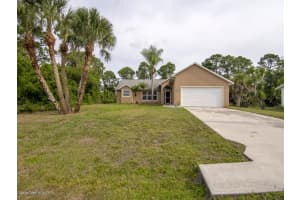 274 Englar Dr, Sebastian, FL 32958, Sold 07/19/19